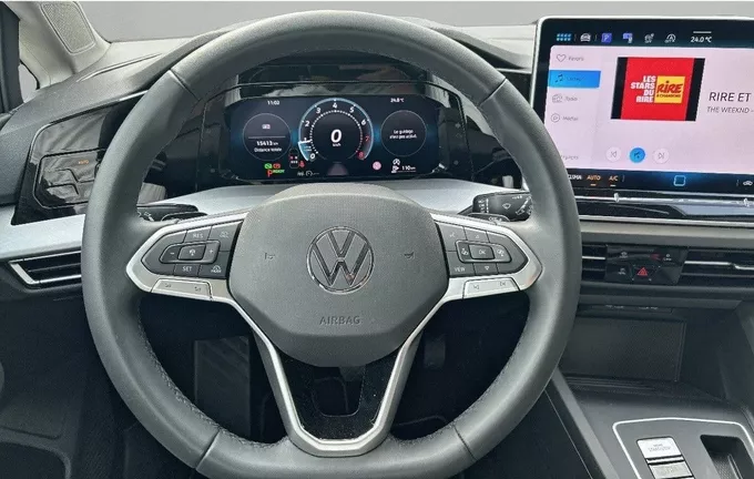 VOLKSWAGEN GOLF 1.5 eTSI EVO2 116 DSG7 VW Edition extérieur trois quart arrière droit 2129888