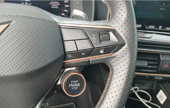 CUPRA FORMENTOR 1.5 eTSI Hybrid 150 ch DSG7 V photo 19 2126730