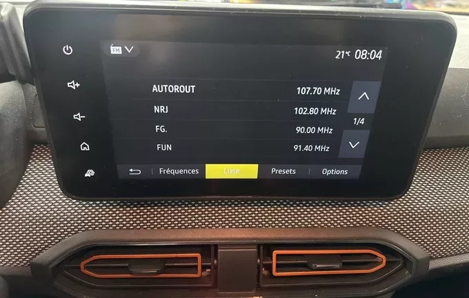 DACIA SANDERO ECO-G 100 Confort photo 16 2129001