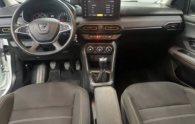 DACIA SANDERO ECO-G 100 Confort photo 18 2129001
