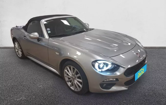 FIAT 124 SPIDER 1.4 MultiAir 140 ch Lusso Plus extérieur trois quart avant droit 2124515