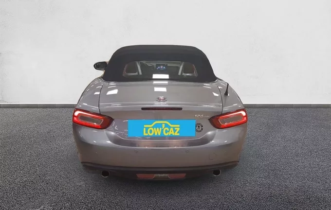 FIAT 124 SPIDER 1.4 MultiAir 140 ch Lusso Plus extérieur arrière 2124515