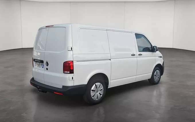 VOLKSWAGEN UTILITAIRES TRANSPORTER 6.1 VAN L1H1 2.0 TDI 110 BVM5 BUSINESS extérieur trois quart arrière droit 106334