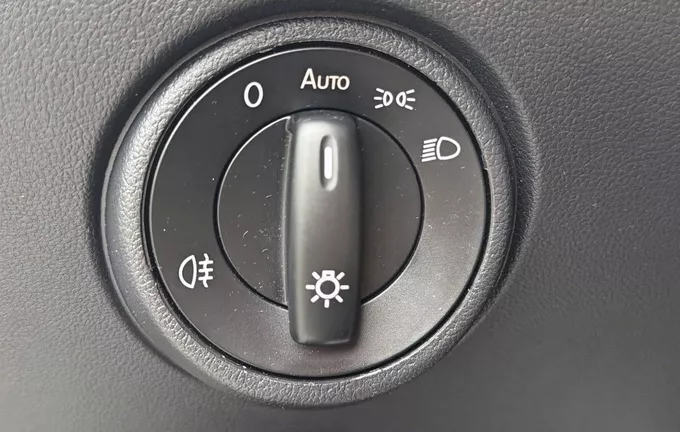 VOLKSWAGEN UP 1.0 75 BlueMotion Technology BVM5 Up! IQ.Drive photo 18 213327