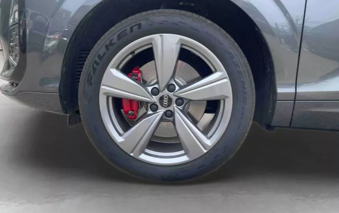 AUDI Q3 HYBRIDE Q3 e-hybrid 272 ch S tronic 6 S line photo 9 5045