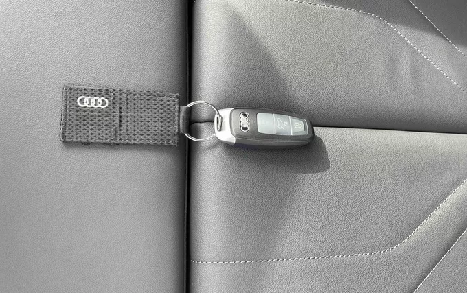 AUDI Q3 HYBRIDE Q3 e-hybrid 272 ch S tronic 6 S line photo 19 5045