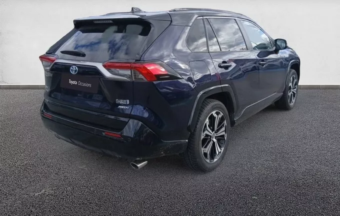 TOYOTA RAV4 Hybride Rechargeable AWD Collection extérieur trois quart arrière droit 1103174