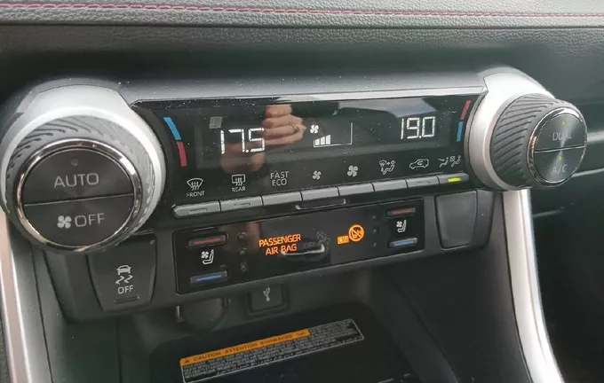 TOYOTA RAV4 Hybride Rechargeable AWD Collection photo 15 1103174