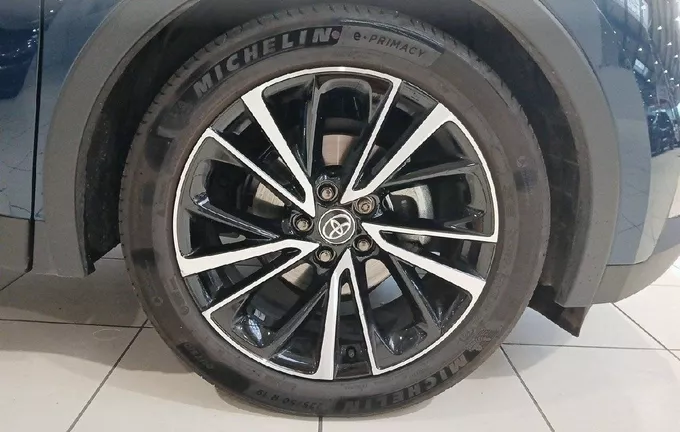 TOYOTA C-HR Hybride 140 Collection photo 9 1102309