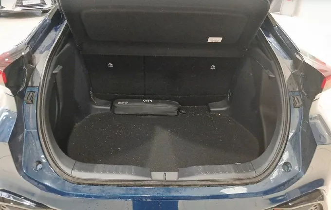 TOYOTA C-HR Hybride 140 Collection photo 10 1102309