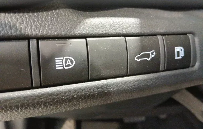 TOYOTA C-HR Hybride 140 Collection photo 20 1102309