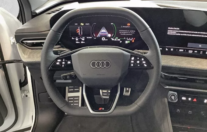 AUDI Q5 e-hybrid 299 ch S tronic 7 Quattro S line photo 12 9054