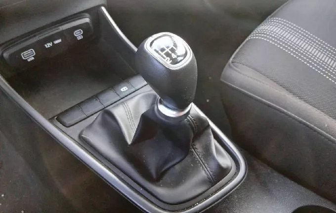 HYUNDAI I20 1.2 79 Initia photo 13 13461