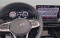 Miniature VOLKSWAGEN GOLF 1.5 eTSI EVO2 150 DSG7 R-Line extérieur trois quart avant droit 2118065