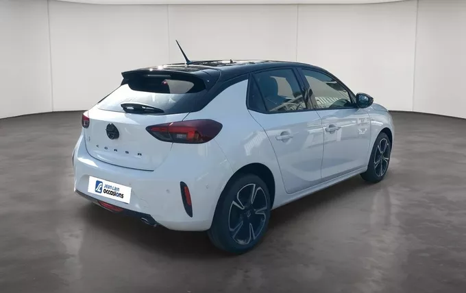 OPEL CORSA 1.2 Turbo 100 ch GS extérieur trois quart arrière droit 946578