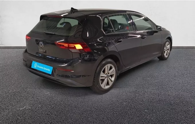 VOLKSWAGEN GOLF 2.0 TDI SCR 116 BVM6 Life Plus extérieur trois quart arrière droit 2123647