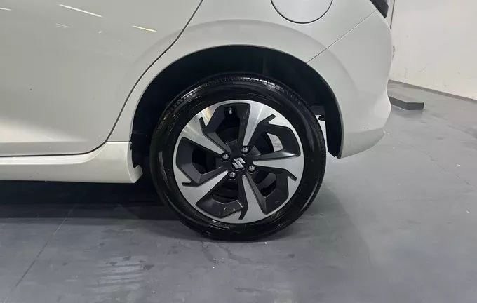 SUZUKI SWIFT 1.2 Dualjet Hybrid AllGrip Pack photo 9 14065