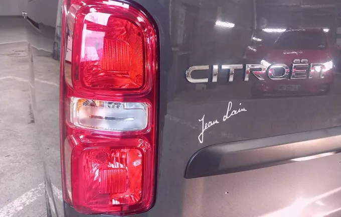 CITROEN JUMPY CA XL DIESEL 180 CH AUTOMAT. photo 17 945025