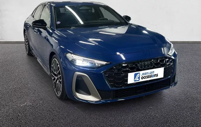 AUDI A5 TFSI 204 ch S tronic 7 Quattro extérieur trois quart avant droit 2125651