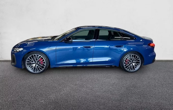 AUDI A5 TFSI 204 ch S tronic 7 Quattro extérieur côté gauche 2125651