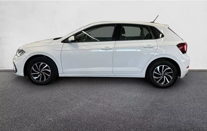 VOLKSWAGEN POLO 1.0 TSI 95 S&S BVM5 Life extérieur trois quart arrière gauche 2127639