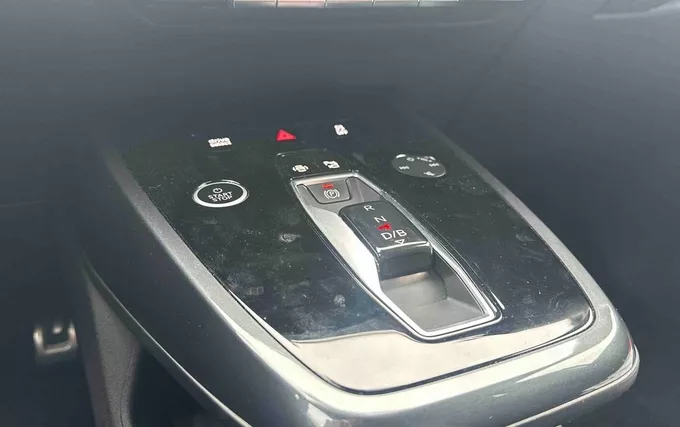 AUDI Q4 E-TRON 50 299 ch 82 kWh quattro S line photo 14 2132967