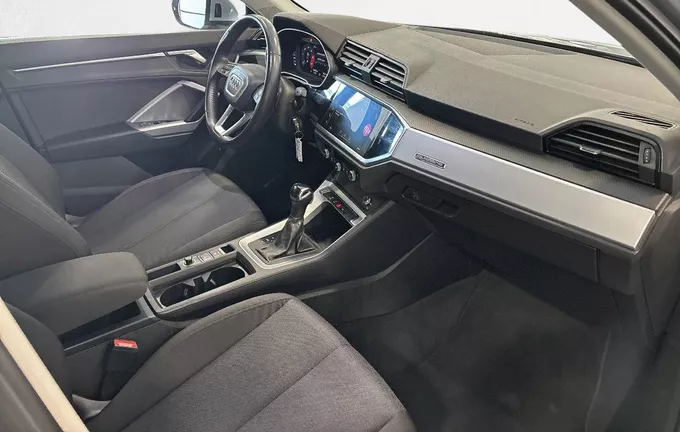 AUDI Q3 40 TDI 190 ch S tronic 7 Quattro Design photo 11 2127819
