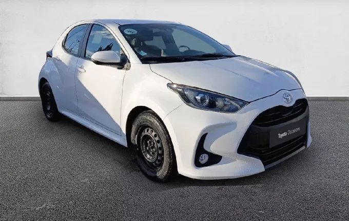 TOYOTA YARIS 70 VVT-i Dynamic Business extérieur trois quart avant droit 1102797