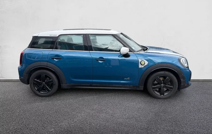 MINI COUNTRYMAN 125 - 95 ch ALL4 BVA6 Cooper SE extérieur côté droit 