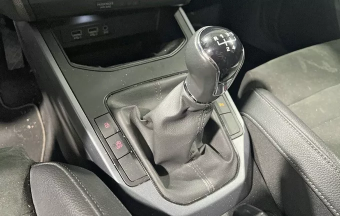SEAT ARONA 1.0 TSI 95 ch Start/Stop BVM5 Urban photo 13 2130682