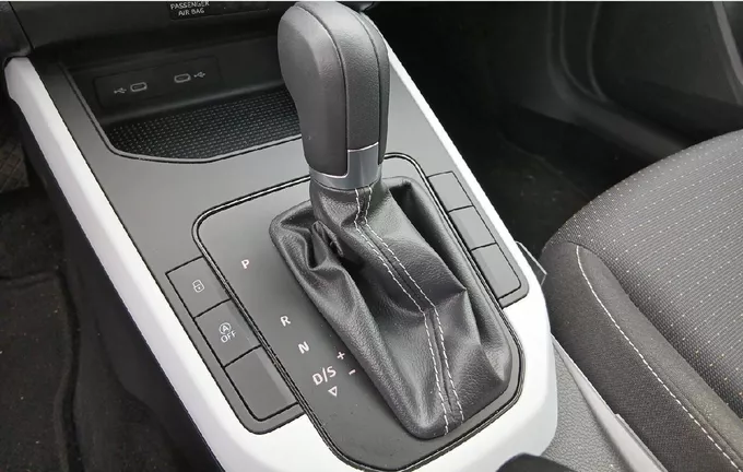 SEAT ARONA 1.0 TSI 115 ch Start/Stop DSG7 Business photo 16 2127968