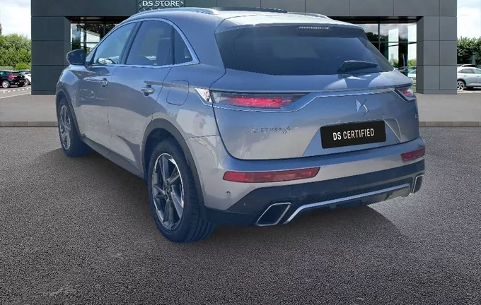 DS DS7 CROSSBACK Hybride E-Tense 300 EAT8 4x4 Rivoli extérieur trois quart arrière gauche 946411