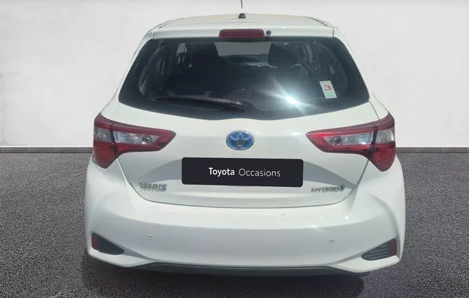 TOYOTA YARIS Hybride Pro 100h France Business extérieur arrière 1103599