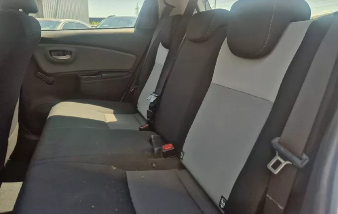 TOYOTA YARIS Hybride Pro 100h France Business photo 17 1103599