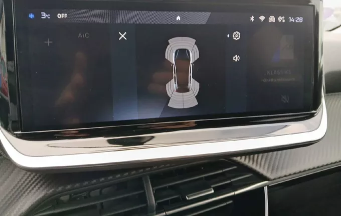 PEUGEOT 208 Hybrid 100 e-DCS6 Allure photo 18 944041