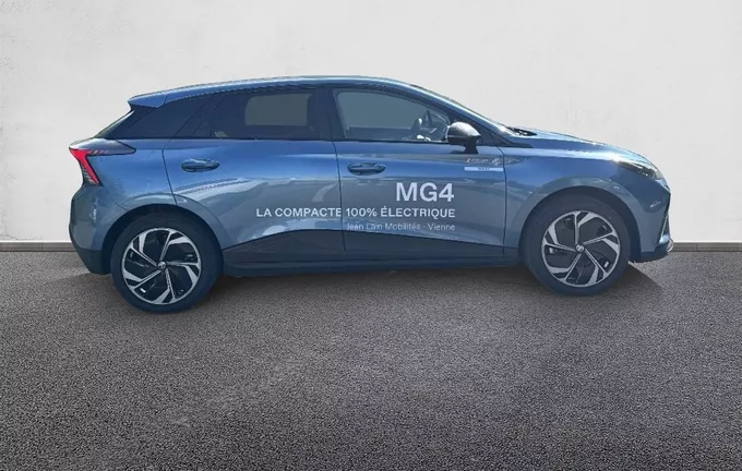 MG MG4 EV 64kWh - 140 kW Premium extérieur côté droit 7868