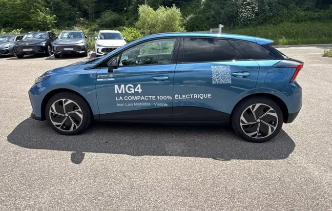 MG MG4 EV 64kWh - 140 kW Premium photo 26 7868