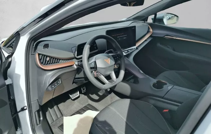 CUPRA TAVASCAN 286 ch V photo 11 4216