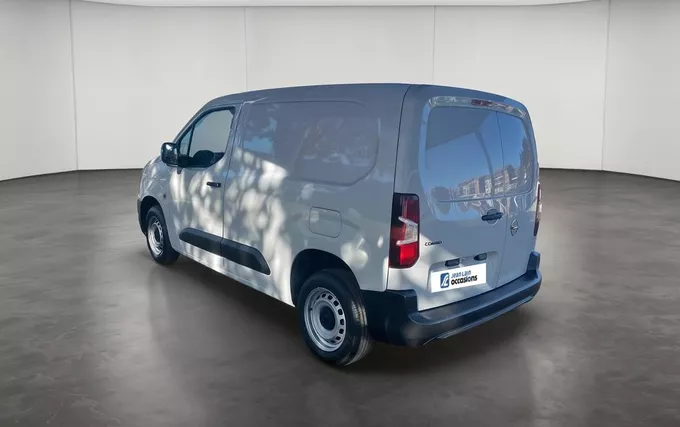 OPEL COMBO CARGO M 600 KG PURETECH 110 S&S BVM6 extérieur trois quart arrière gauche 946427