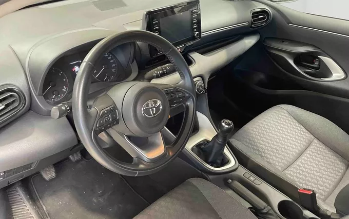 TOYOTA YARIS 70 VVT-i Dynamic Business photo 12 1103860