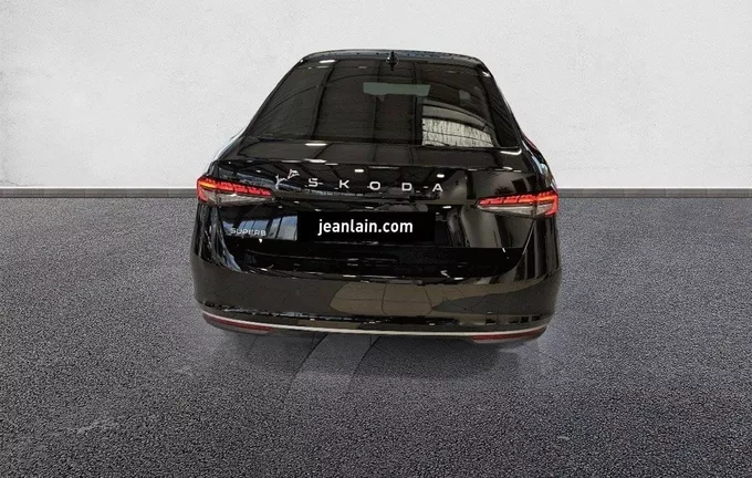 SKODA SUPERB Berline 1.5 TSI mHEV 150 ch ACT DSG7 Laurin & Klement extérieur arrière 9633