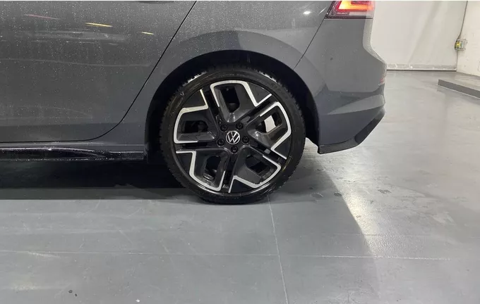 VOLKSWAGEN GOLF 2.0 TDI 150 DSG7 R-Line Edition photo 12 2133191