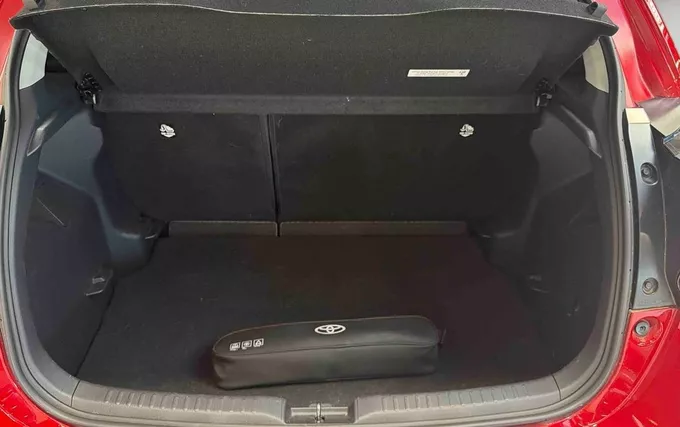 TOYOTA YARIS Hybride 116h Design photo 10 1104041