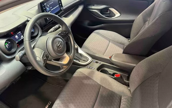 TOYOTA YARIS Hybride 116h Design photo 11 1104041