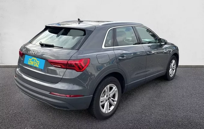 AUDI Q3 35 TFSI 150 ch Business line extérieur trois quart arrière droit 212438