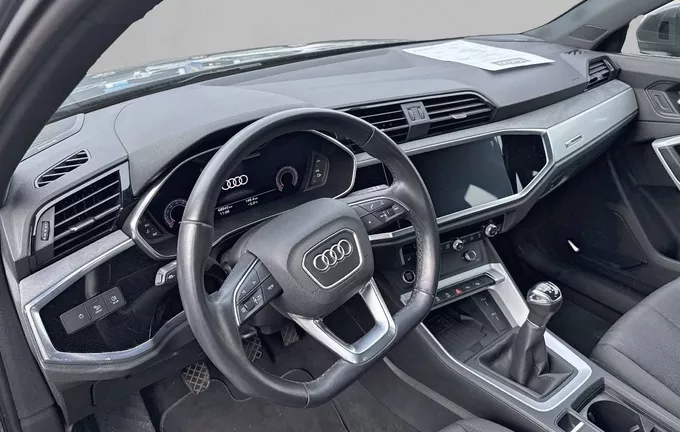 AUDI Q3 35 TFSI 150 ch Business line photo 11 212438