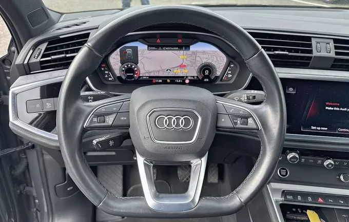 AUDI Q3 35 TFSI 150 ch Business line photo 13 212438