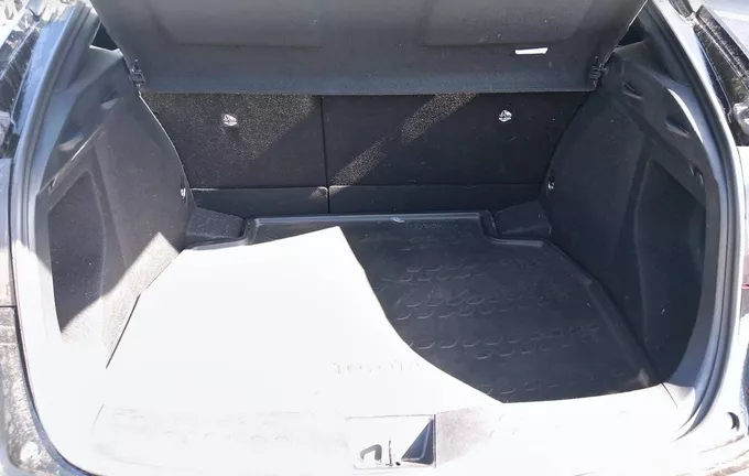 TOYOTA C-HR Hybride 1.8L Dynamic photo 10 1103510