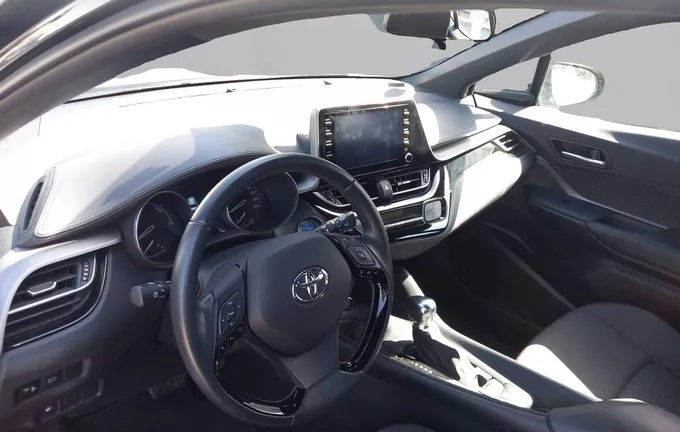 TOYOTA C-HR Hybride 1.8L Dynamic photo 11 1103510