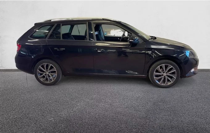 SKODA FABIA Combi 1.0 TSI 95 ch Greentec Drive extérieur côté droit 114872